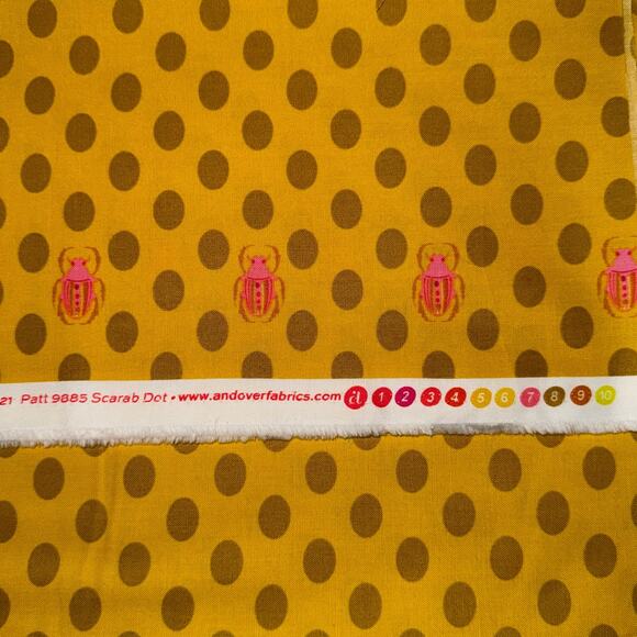 Alison Glass for Andover Fabrics | Ellipse | Scarab Dot | Yellow Gold - 1 Yard - Picture 2 of 6